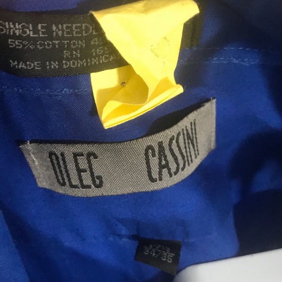 Oleg Cassini poplin, button-up dress shirt - Picture 3 of 3